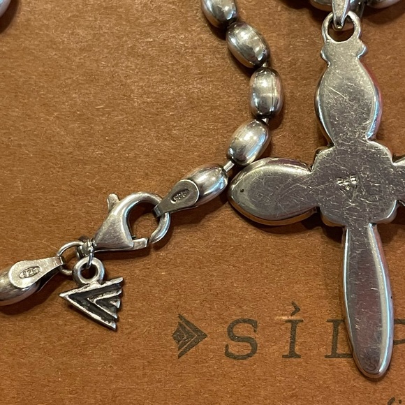 Silpada N1443 Polished Sterling Silver Oval Bead chain & Freshwater Pearl Cross - Picture 16 of 16